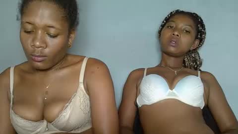 Snapshot of elia011 chatting on 01/25/25, 08:31 elia011 online show from 01/25/25, 08:31