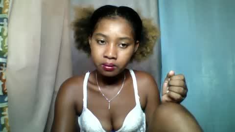 Snapshot of elia011 chatting on 01/31/25, 05:40 elia011 online show from 01/31/25, 05:40