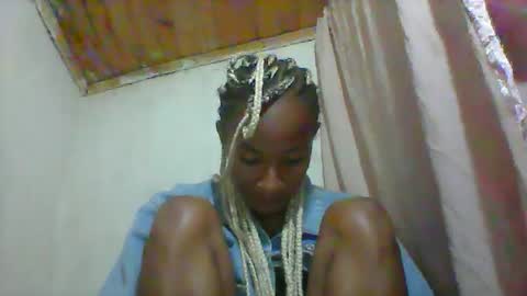 Snapshot of elia011 chatting on 05/28/26, 07:38 elia011 online show from 05/28/26, 07:38