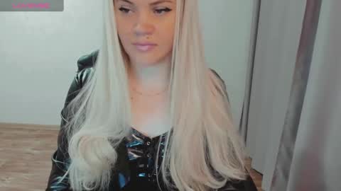 Ella online show from 02/03/25, 06:45