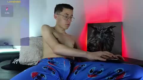 Elian online show from 01/13/25, 01:06