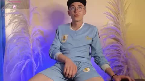 Elian online show from 01/24/25, 01:14