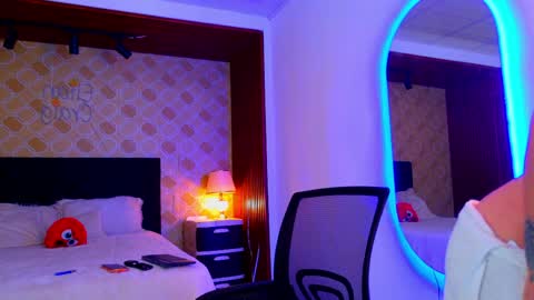 Elian online show from 04/01/26, 06:49