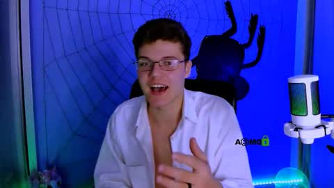 elian_flame online show from 10/23/25, 07:34