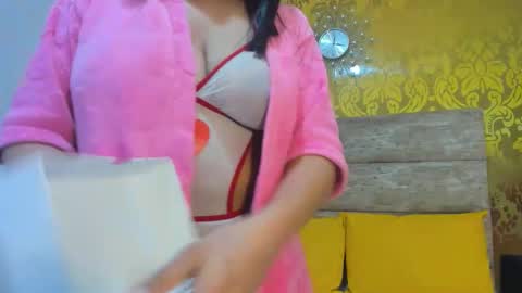 Eliana online show from 12/22/25, 03:14