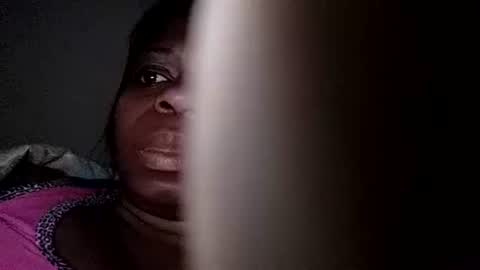 elianis598477 online show from 12/21/25, 11:28