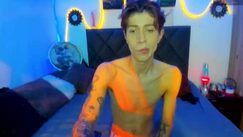 Snapshot of eliann_adam chatting on 12/02/25, 09:25 eliann_adam online show from 12/02/25, 09:25