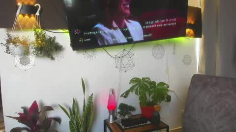 Snapshot of eliann_adam chatting on 04/30/26, 03:29 eliann_adam online show from 04/30/26, 03:29