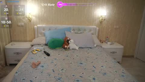 Luna online show from 04/15/26, 07:58