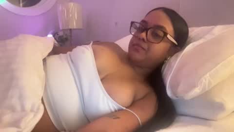 Snapshot of elibabyyy2 chatting on 02/14/26, 05:37 elibabyyy2 online show from 02/14/26, 05:37