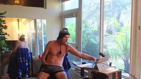 eliberator online show from 03/02/25, 09:43