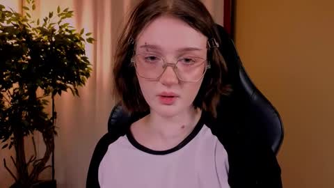 Ellie online show from 11/30/25, 05:11