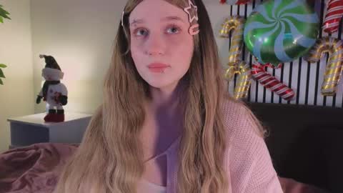 Ellie online show from 12/04/25, 05:50