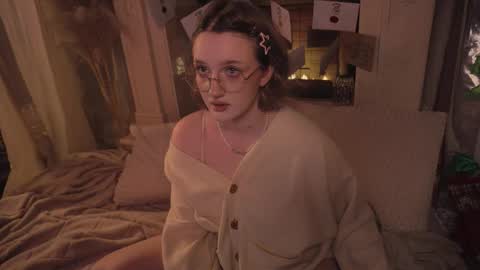 Ellie online show from 12/23/25, 05:16