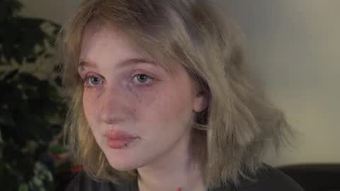 Ellie online show from 03/26/26, 05:24