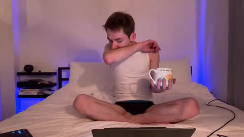 Snapshot of eligraysonx chatting on 01/18/26, 02:26 Eli Grayson online show from 01/18/26, 02:26