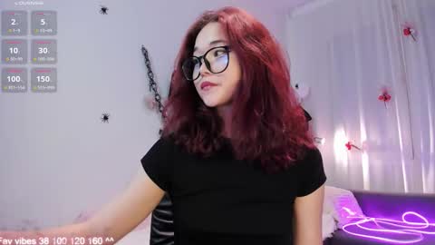 Hey Im Elizzi. Lets have fun and enjoy together  online show from 10/20/25, 01:28