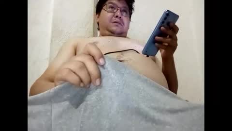 elimposstor online show from 09/15/25, 01:44