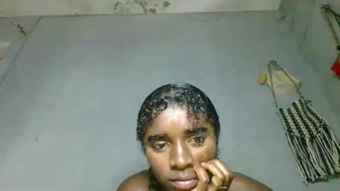 elina981 online show from 03/11/26, 09:59