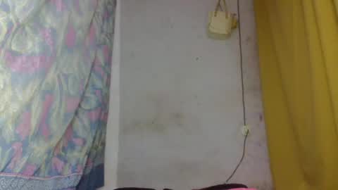 elina981 online show from 04/04/26, 06:05