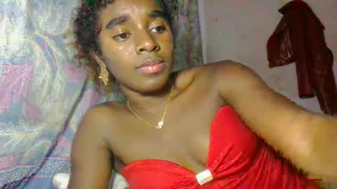 elina981 online show from 04/15/26, 11:39