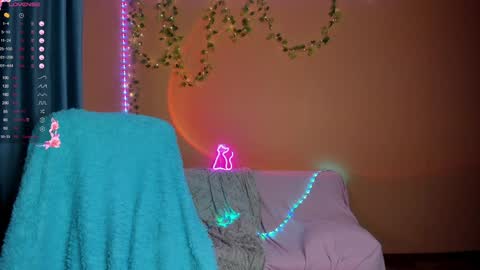 Snapshot of elina__rose chatting on 12/02/24, 06:52 Elina online show from 12/02/24, 06:52