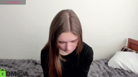 elina_x online show from 04/16/26, 07:31