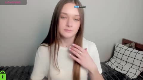 elina_x online show from 05/06/26, 01:49