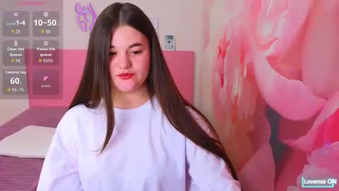 ElinaMils online show from 04/15/26, 11:50