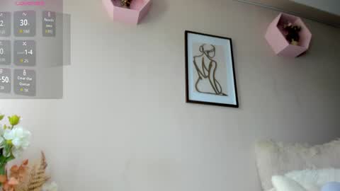 Snapshot of elinamoon_ chatting on 05/15/26, 07:37 Elina online show from 05/15/26, 07:37