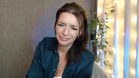 Elina online show from 12/30/24, 02:53