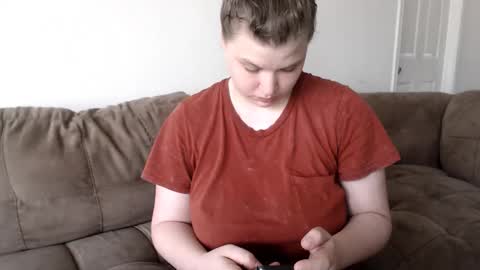 Snapshot of elinareign chatting on 01/07/26, 04:42 ElinaReign online show from 01/07/26, 04:42