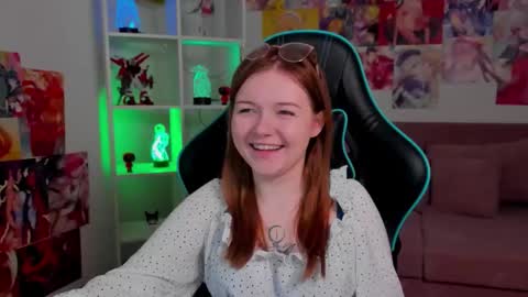 elinavale online show from 03/04/26, 06:08