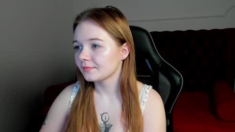 elinavale online show from 03/23/26, 05:11