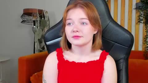 elinavale online show from 07/05/26, 05:14
