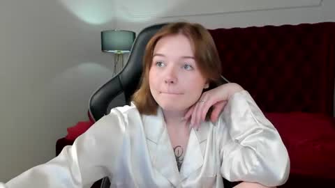 elinavale online show from 07/06/26, 05:04