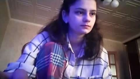 Snapshot of elindente chatting on 12/01/25, 06:29 Lola online show from 12/01/25, 06:29