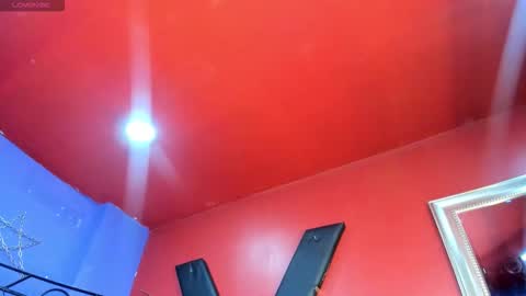 Elinne hendrix  online show from 09/19/25, 01:12