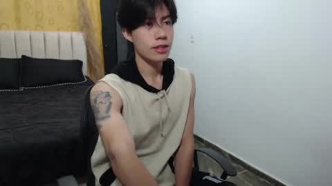 Snapshot of elio_collem chatting on 12/11/24, 08:58 ELIO online show from 12/11/24, 08:58