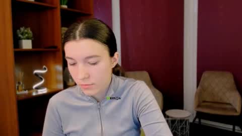 Snapshot of elis_sunny chatting on 02/02/26, 06:34 elis_sunny online show from 02/02/26, 06:34