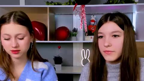 Snapshot of elis_sunny chatting on 02/18/26, 05:58 elis_sunny online show from 02/18/26, 05:58