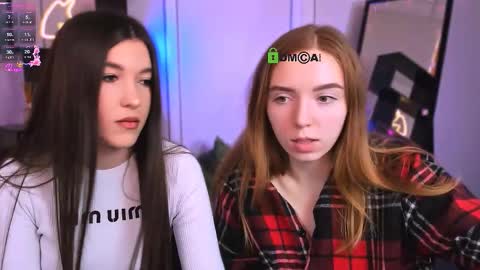 Snapshot of elis_sunny chatting on 03/02/26, 12:56 elis_sunny online show from 03/02/26, 12:56