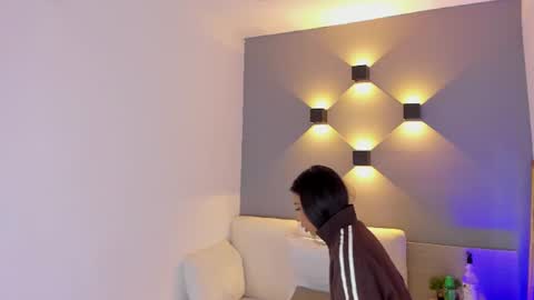 Snapshot of elisa_castrillon chatting on 06/11/26, 02:53 Elisa online show from 06/11/26, 02:53