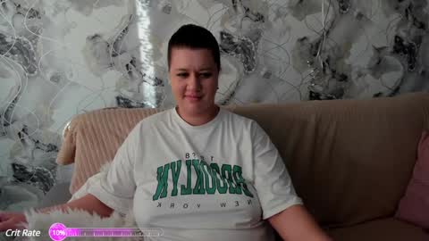 Aletta Oushen online show from 02/05/25, 10:51