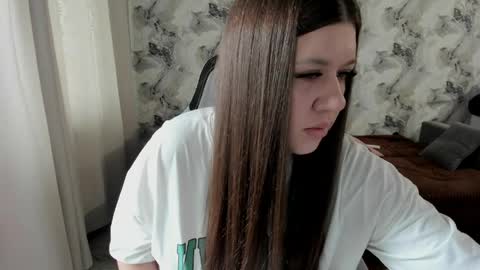 Aletta Oushen online show from 05/23/26, 09:24