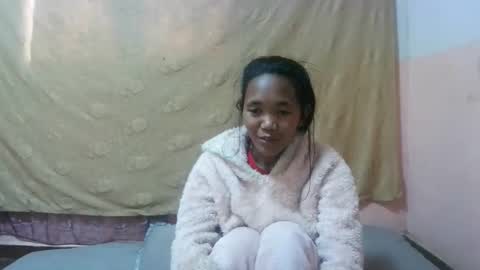 Snapshot of elisabet88 chatting on 09/13/25, 06:35 elisabet88 online show from 09/13/25, 06:35