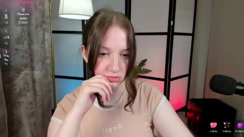 Snapshot of elisabeth_binder chatting on 05/05/26, 04:09 your sweet Lisa online show from 05/05/26, 04:09