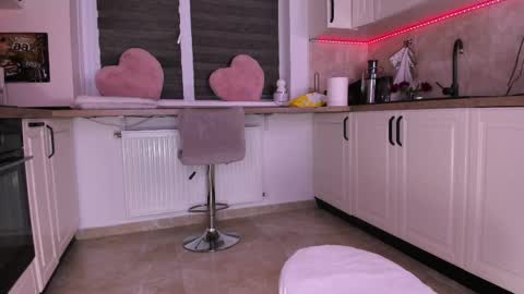 elisabeth_jason online show from 06/02/26, 04:14