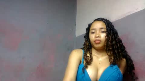 Snapshot of elisabethee chatting on 05/27/26, 08:17 elisabethee online show from 05/27/26, 08:17