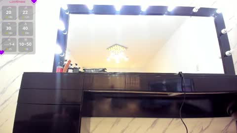Snapshot of elisabethmassey chatting on 10/08/25, 01:09 Liss online show from 10/08/25, 01:09